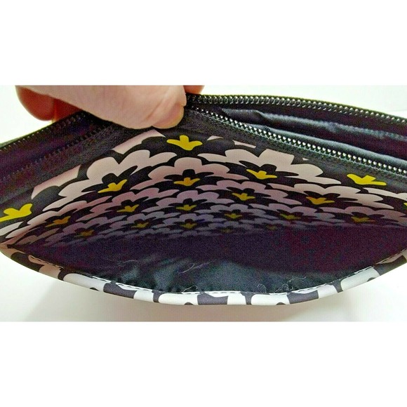 Vera Bradley Fanfare Fans Yellow Black Neoprene Tablet eReader Sleeve Retired - Picture 2 of 5